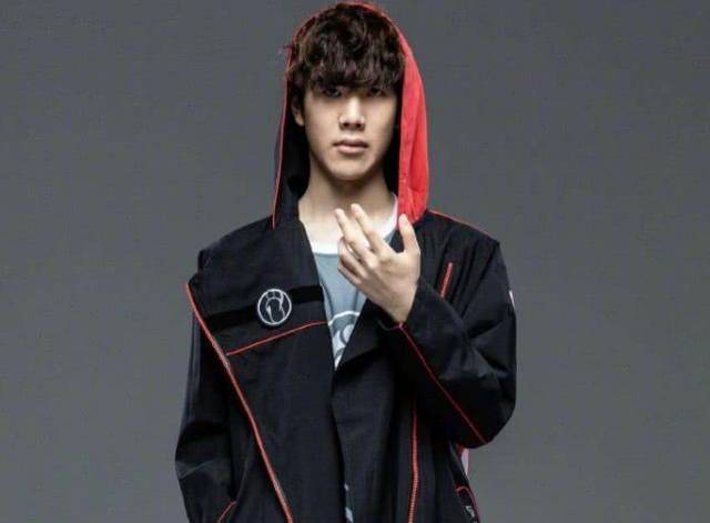 水平对抗中 水平对抗中